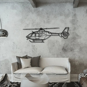 Eurocopter EC 135 T2 - Metalowa dekoracja ścienna - aranżacja w stylu loftowym