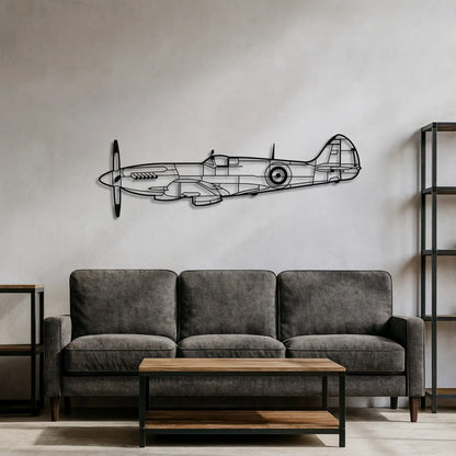 Metalowa sylwetka Spitfire w salonie